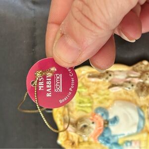 Beatrix Potter Peter Rabbit Ceramic Hanging Plaque Ornament Vintage (2)